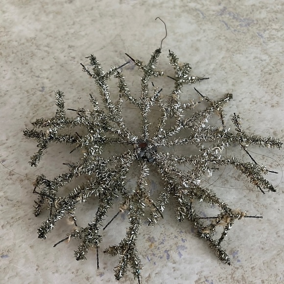 Vintage Christmas Ornament German Tinsel Snowflake - Picture 2 of 6